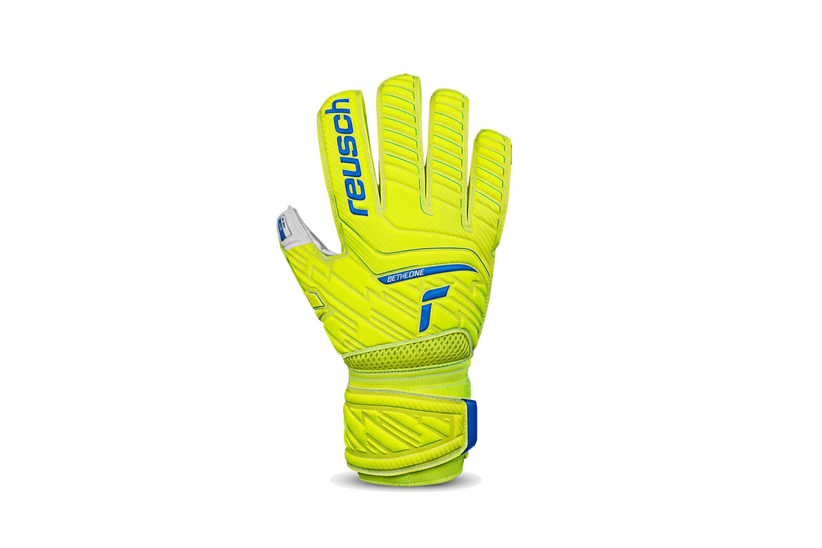 Reusch Attrakt Grip