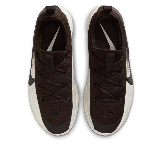 LeBron Velvet Brown