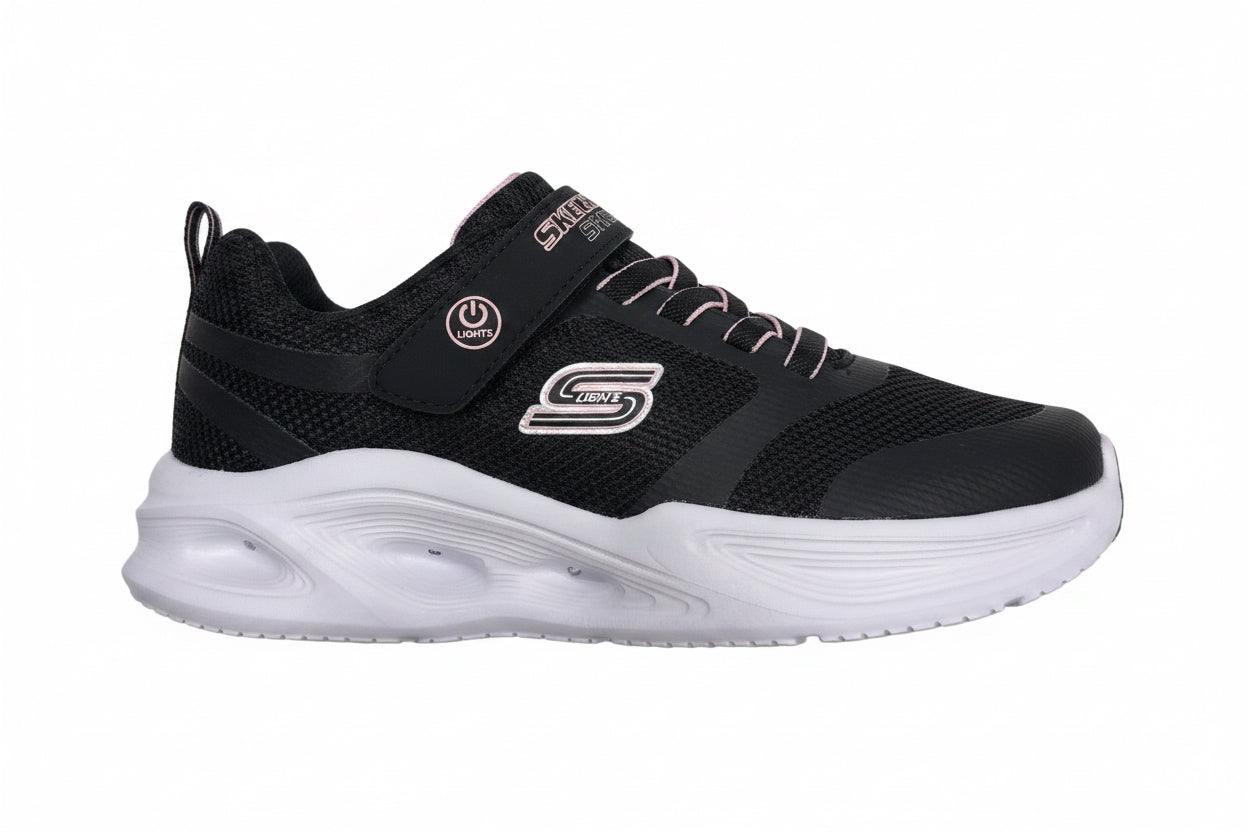 Skechers