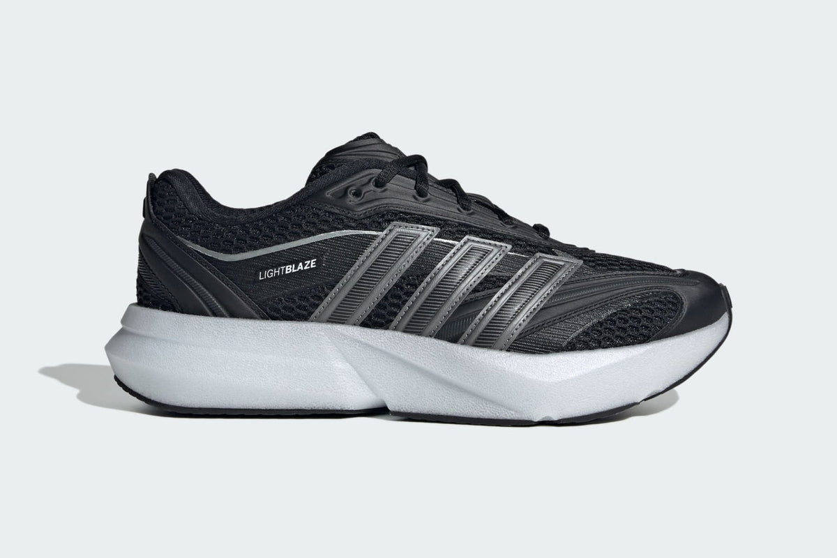 Adidas Lightblaze Glow JP6293 negro - vista lateral