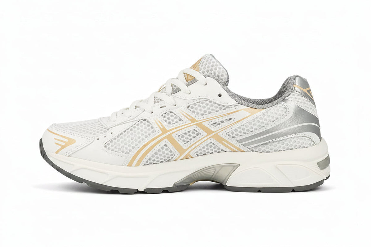 ASICS GEL-1130 para mujer en Blanco/Bisque, vista lateral opuesta