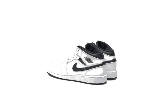 Nike Air Jordan 1 Mid Reverse Panda Hombre